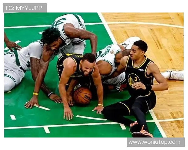 你的作用！斯玛特复出8中5贡献12分3板4助2断 正负值+12！